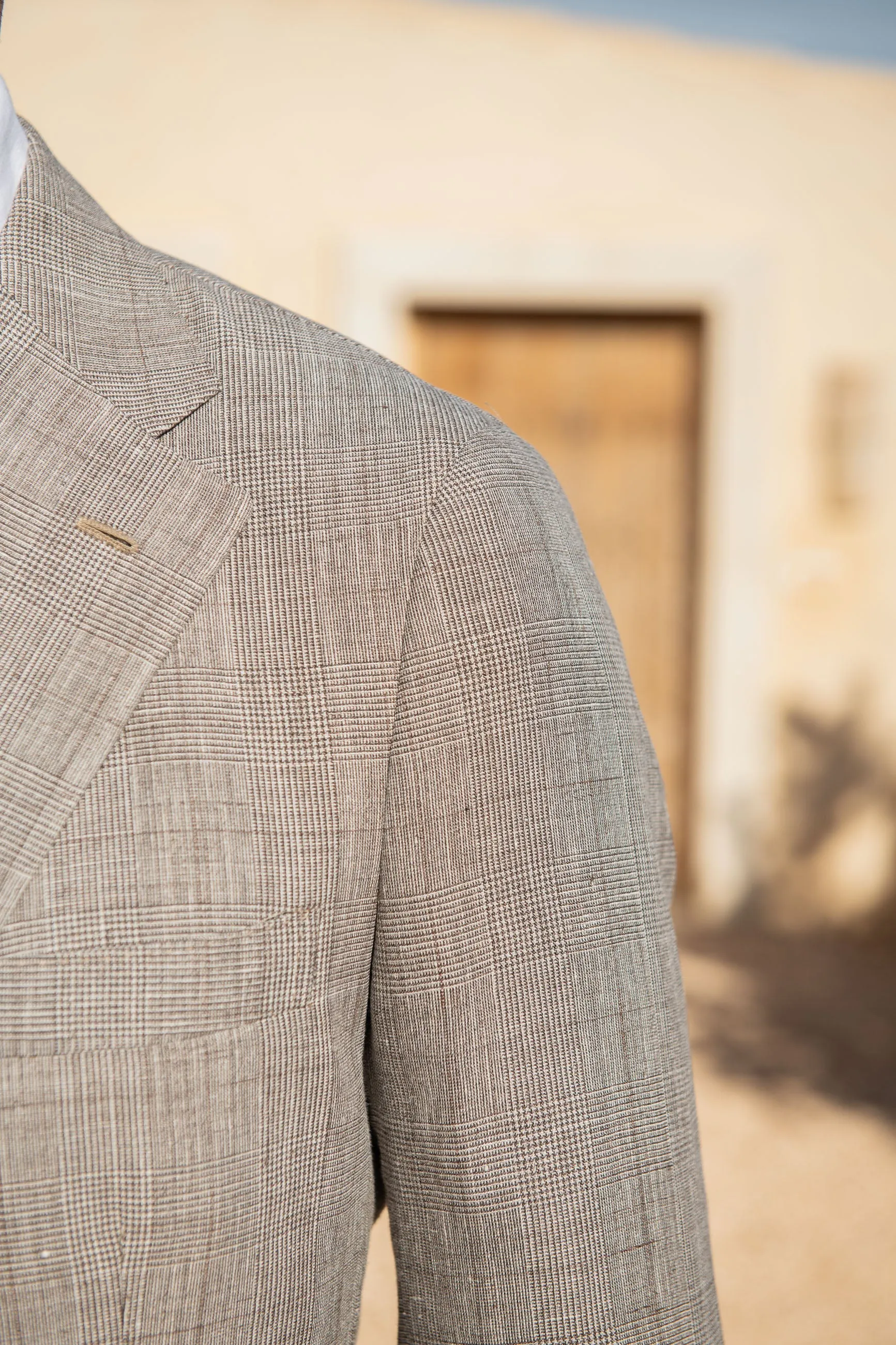 Hazelnut Prince of Wales wool and linen suit - Made in Italy