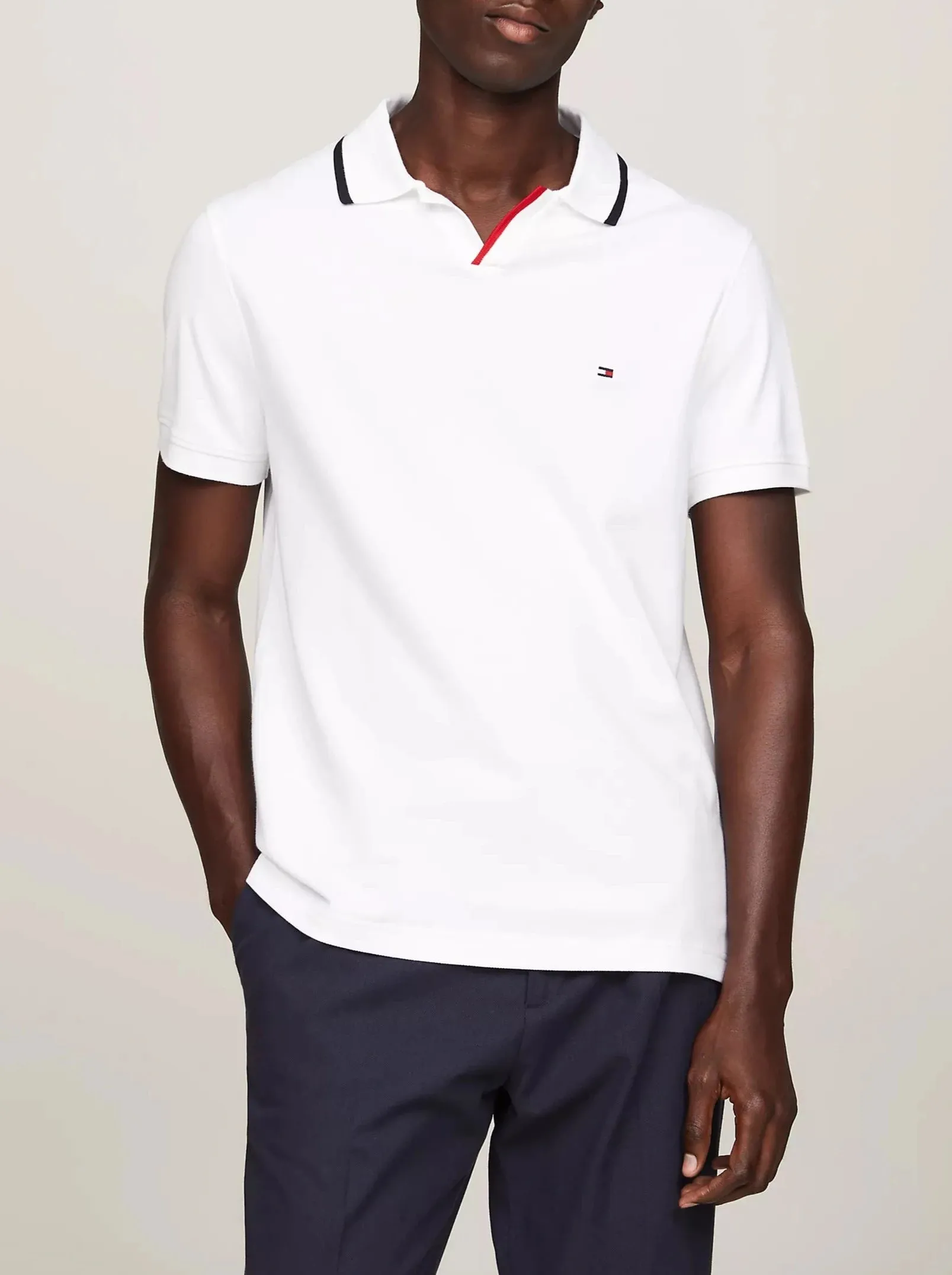 Polo Regular Fit Tommy Hilfiger V-COLLAR