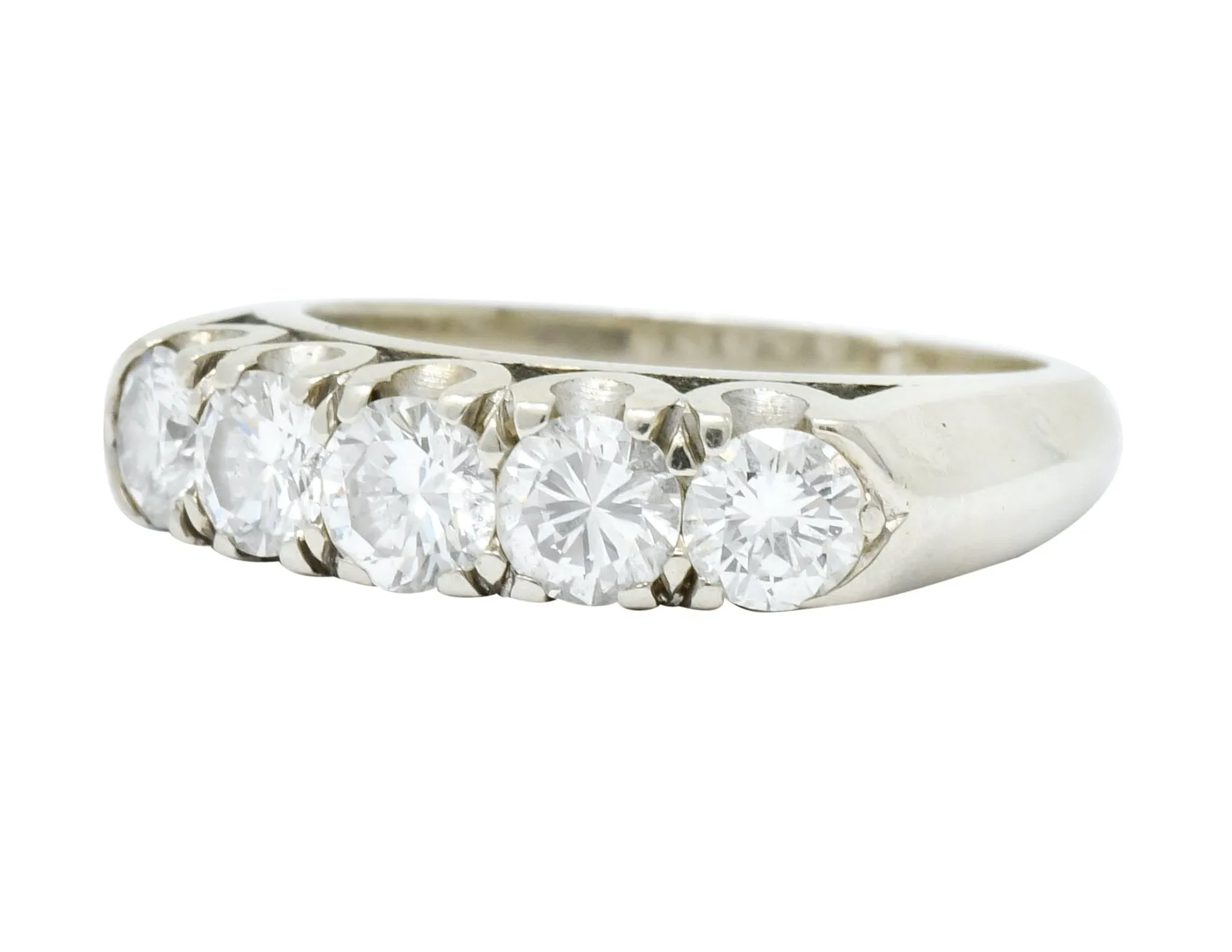 Retro 1.00 CTW Diamond 14 Karat White Gold Fishtail Band Ring