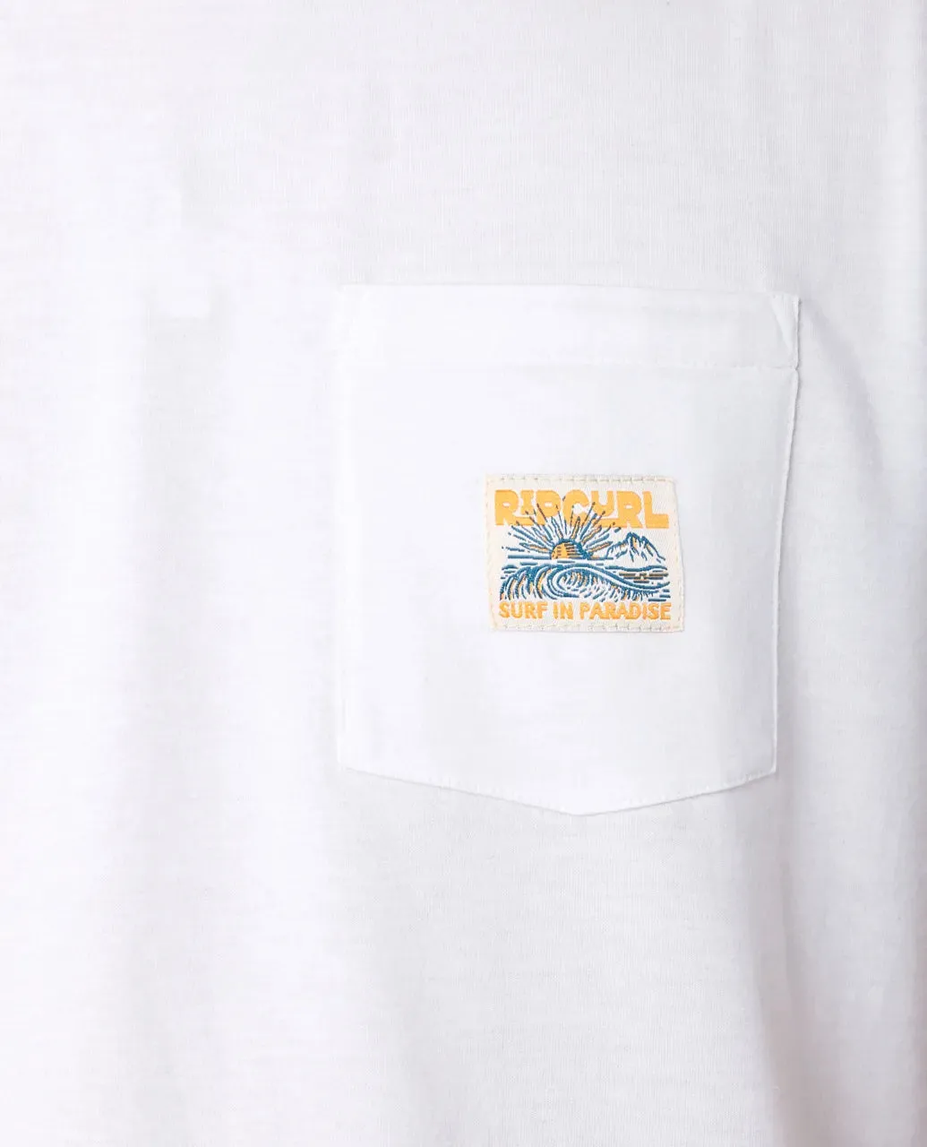 RIPCURL SURF PARADISE BADGE TEE - WHITE