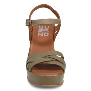 Sasha Sandal