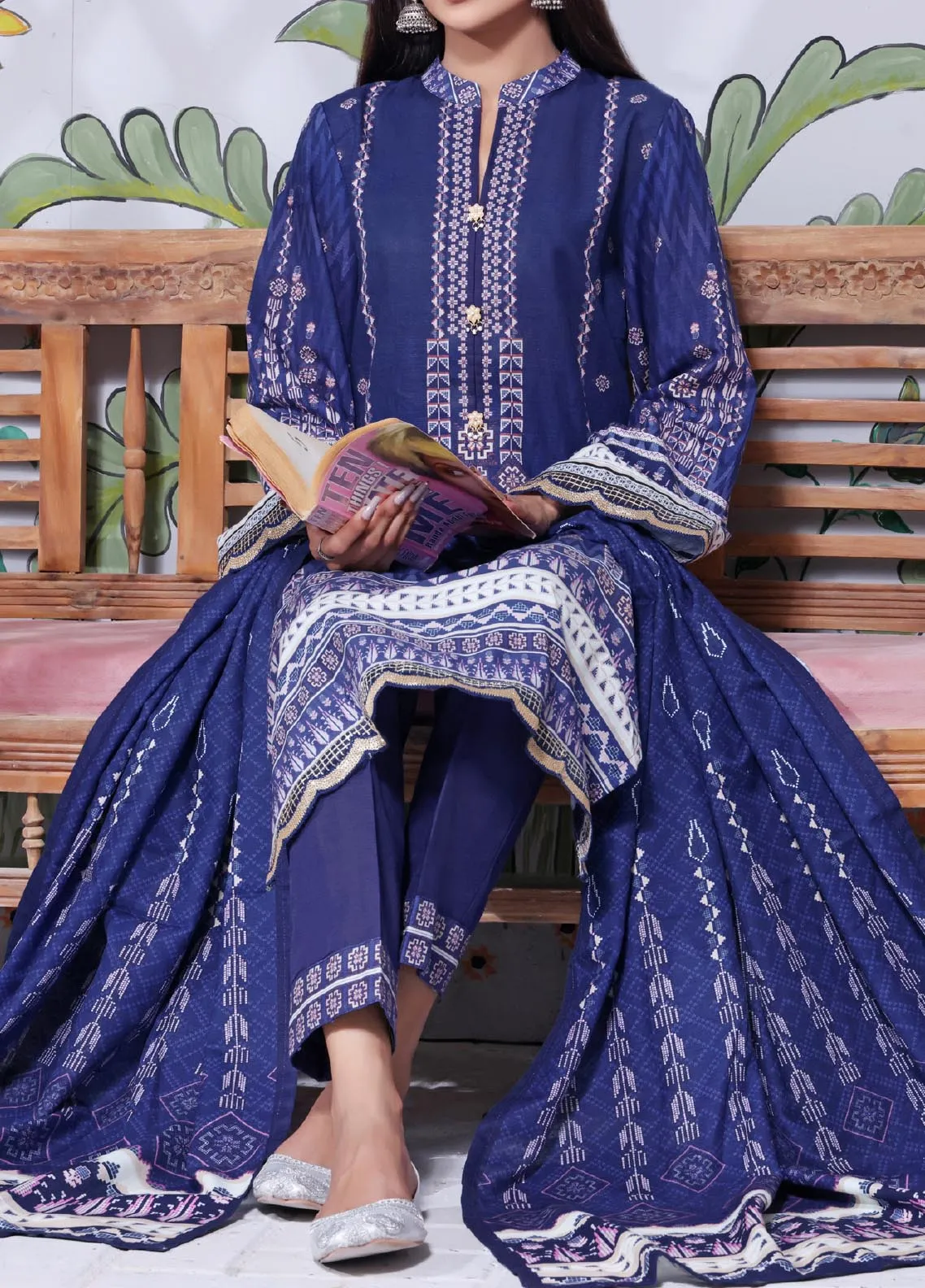 Shahkar By VS Textile Printed Khaddar Unstitched 3 Piece Suit - 04