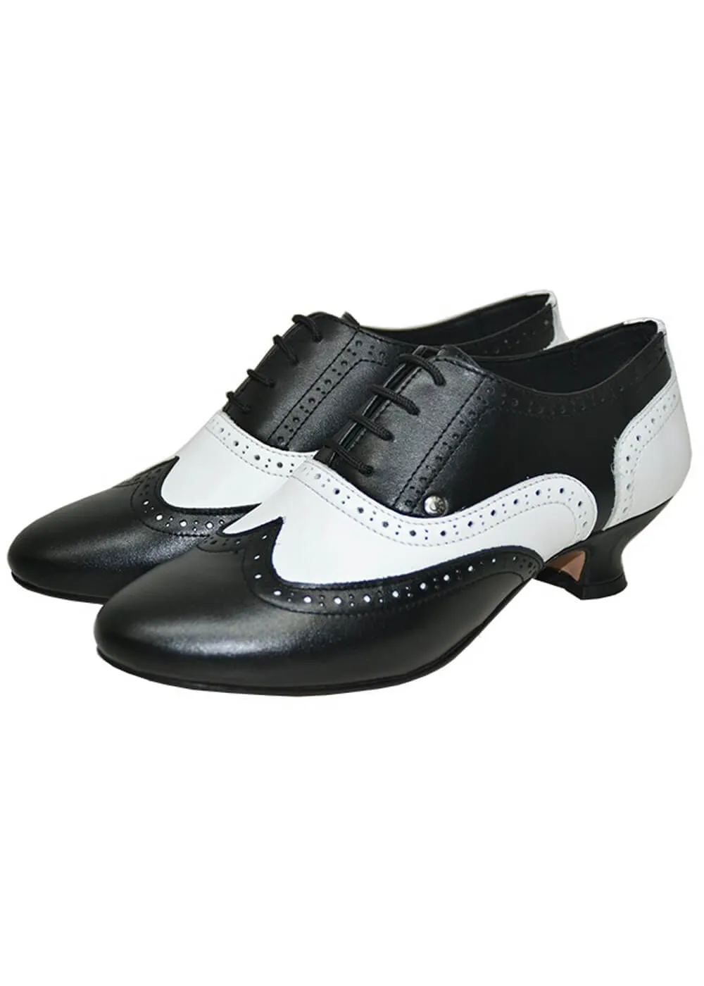 Steelground Bulgarian Leather 50's Brogue Pumps Black White