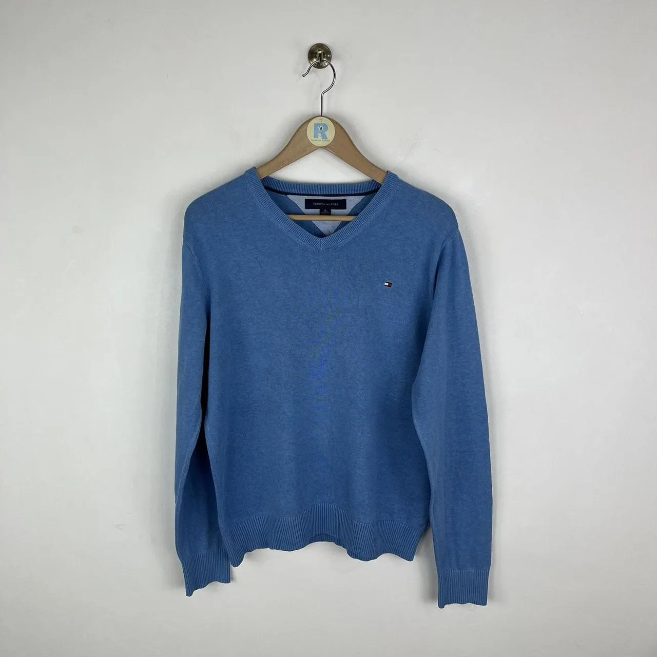 Vintage Tommy Hilfiger Jumper (Medium)